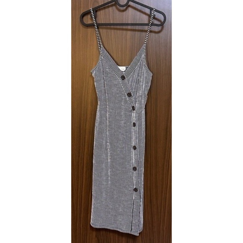 Caution to the Wind Black & White Midi Dress Size M